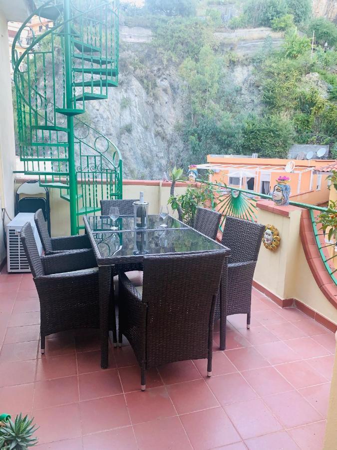 La Fontanella Apartment Taormina Eksteriør bilde